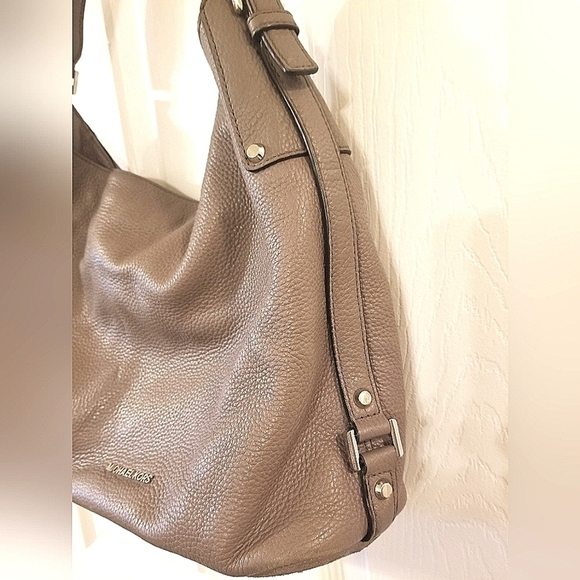 Michael Kors Purse - Picture 2 of 5